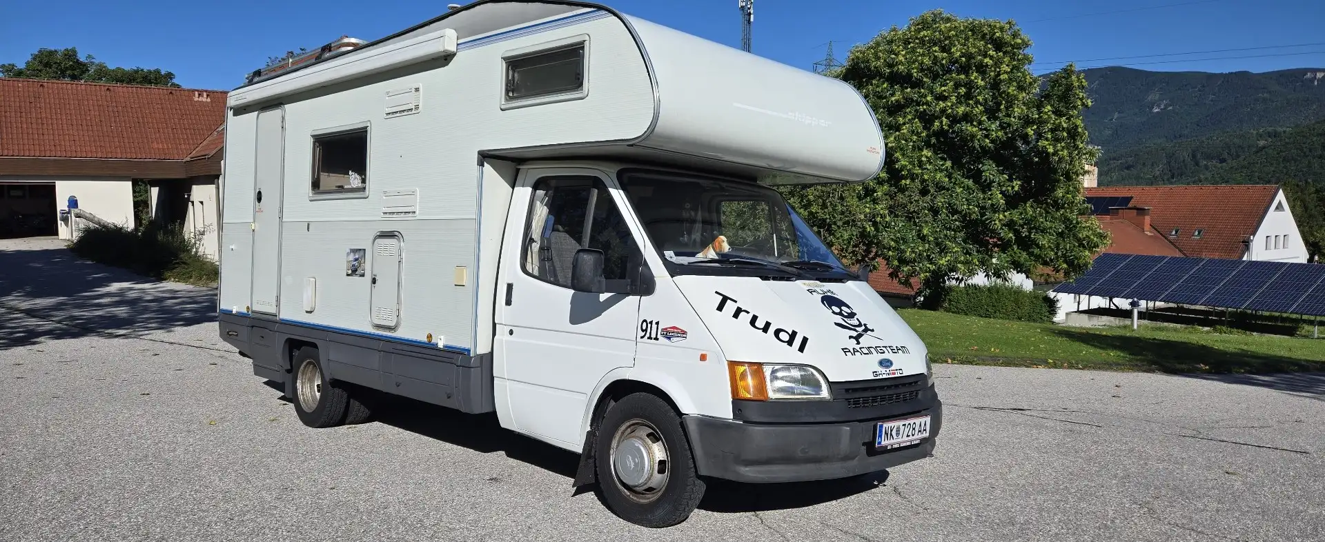 Ford Transit Wohnmobil Weiß - 1