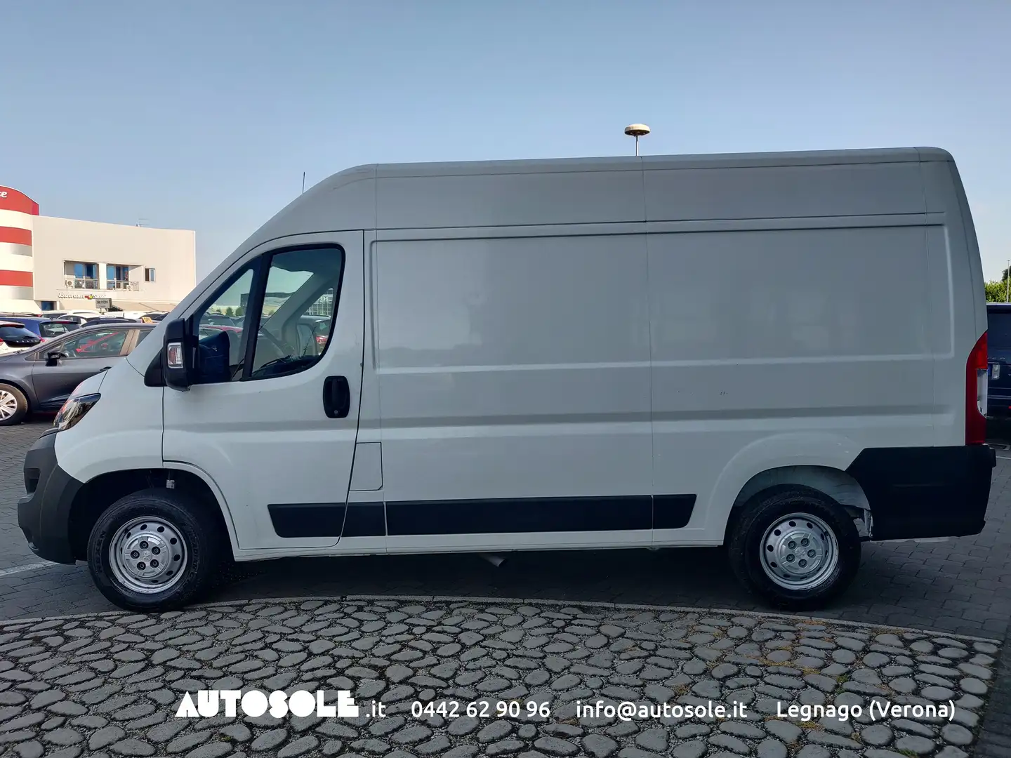 Peugeot Boxer 2.2 Mjt L2H2 Blanco - 2