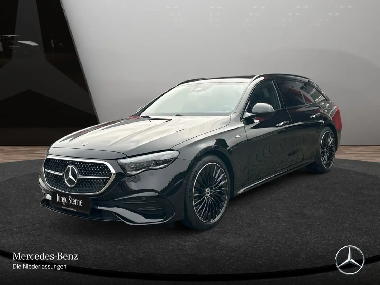 Mercedes-Benz E 300 e T Hybrid AMG 360° Burmester Distr. AHK PTS Schwarz - 2