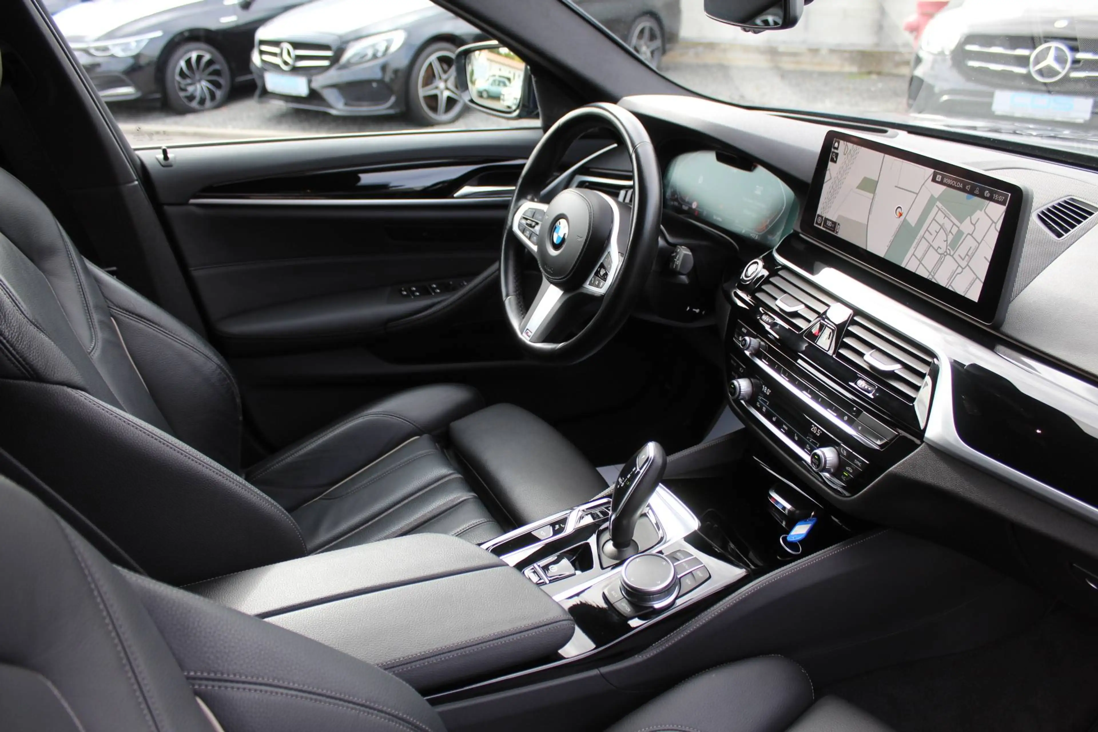 BMW 540 d xDrive M Sportpaket Tour. +HUD+DAB+H&K+Laser — photo 3