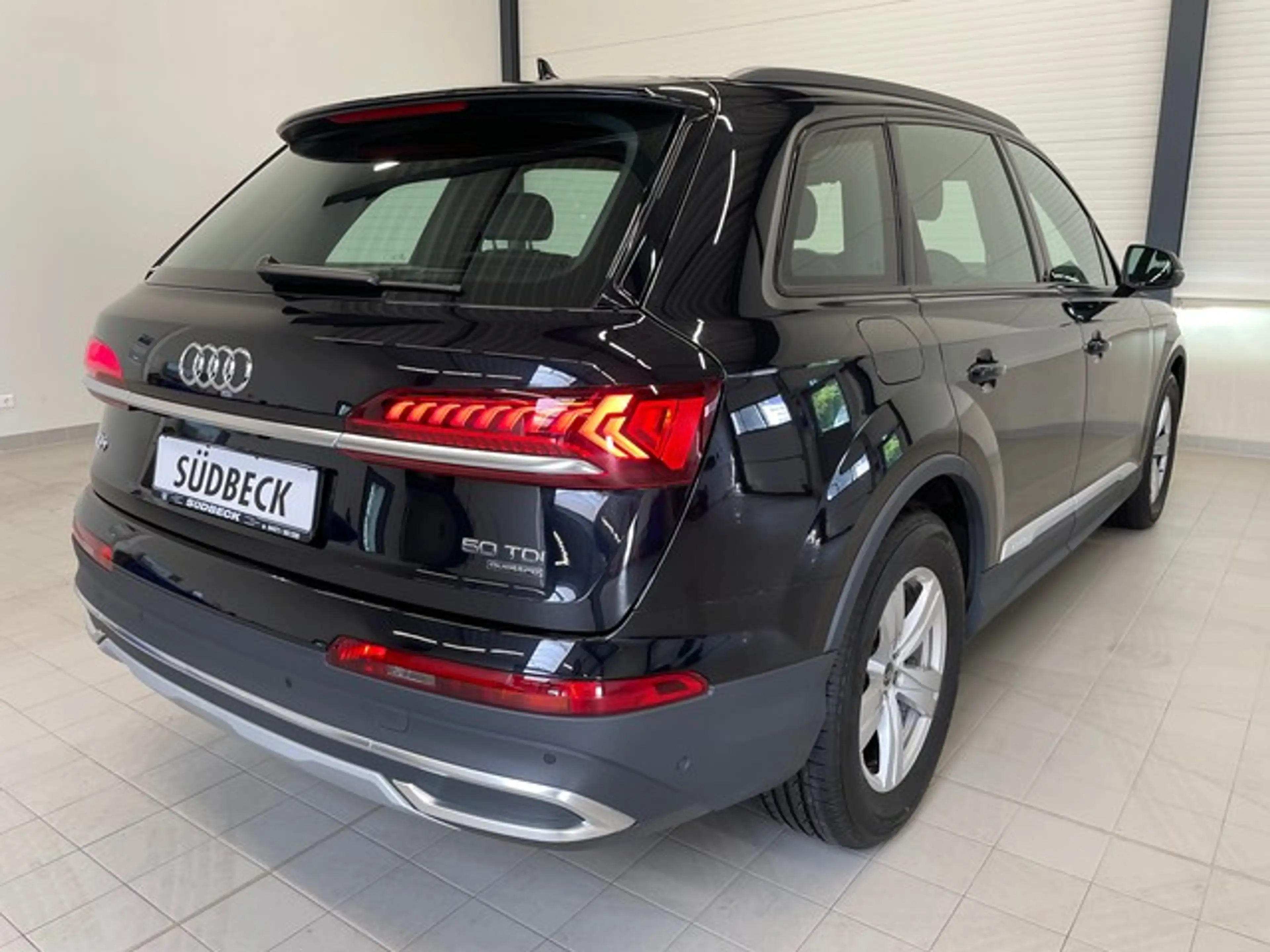 Audi Q7 50 TDI quattro AHK+NAVI+ACC+RFK+MATRIX — photo 5