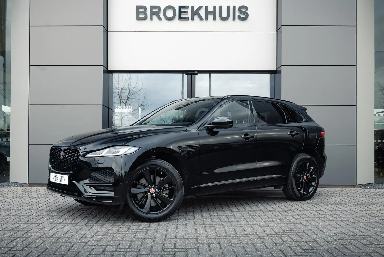 Jaguar F-Pace 2.0 P400e R-Dynamic S | Panoramadak | 20 Inch | Bl Noir - 1