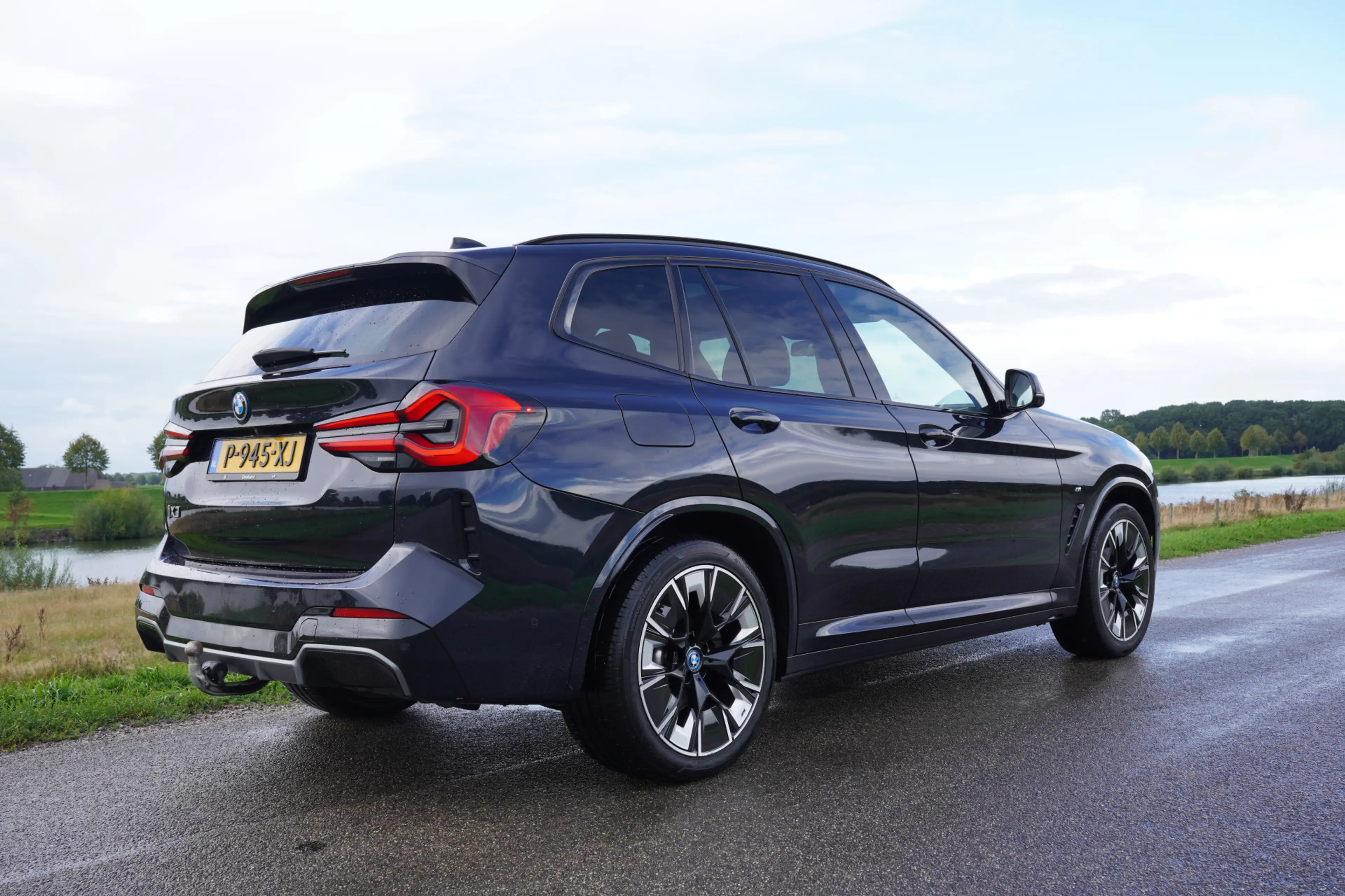 BMW iX3 High Executive 80 kWh / SOH 93% / Panoramadak / Tr — photo 2