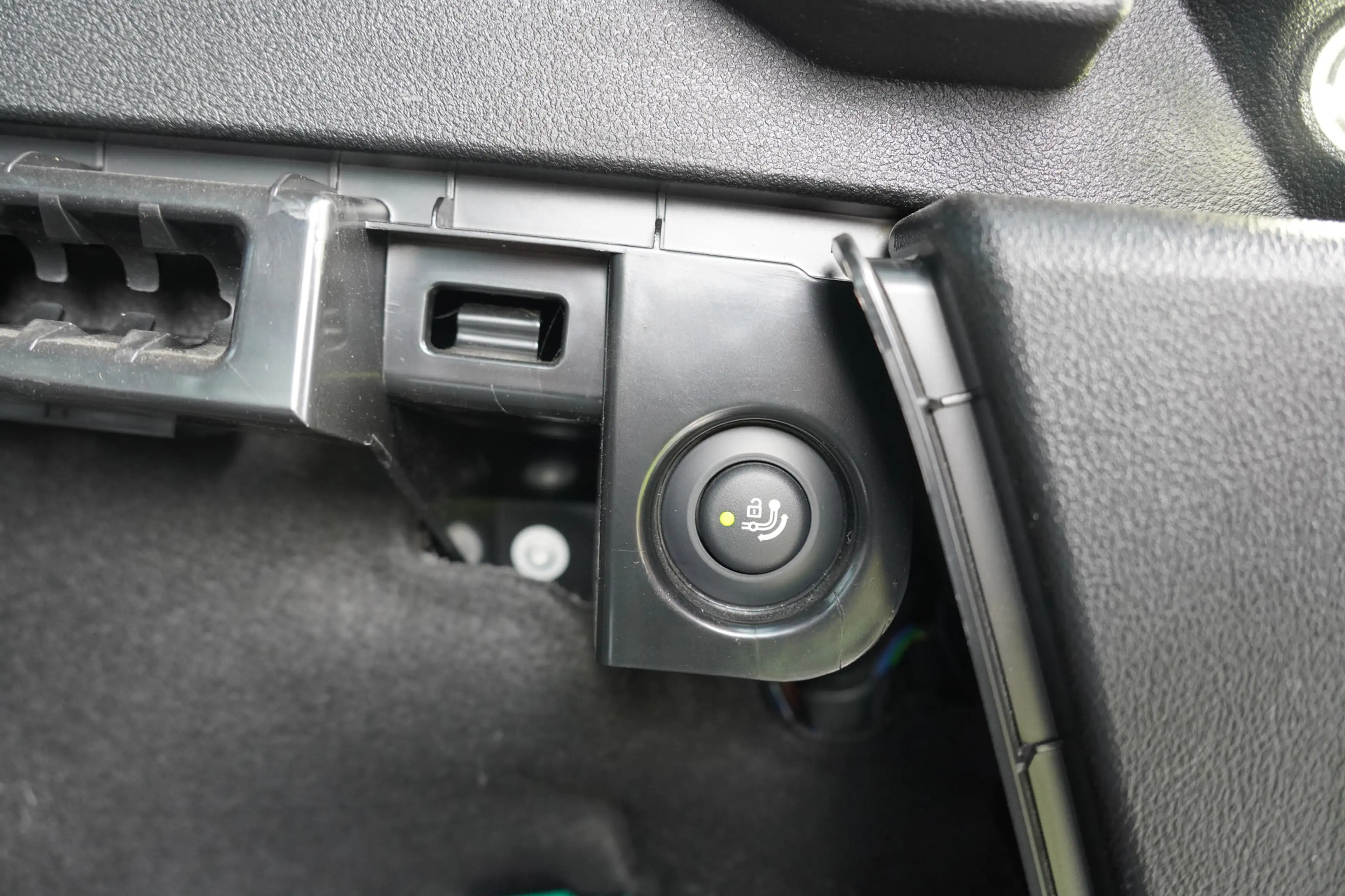 BMW iX3 High Executive 80 kWh / SOH 93% / Panoramadak / Tr — photo 14