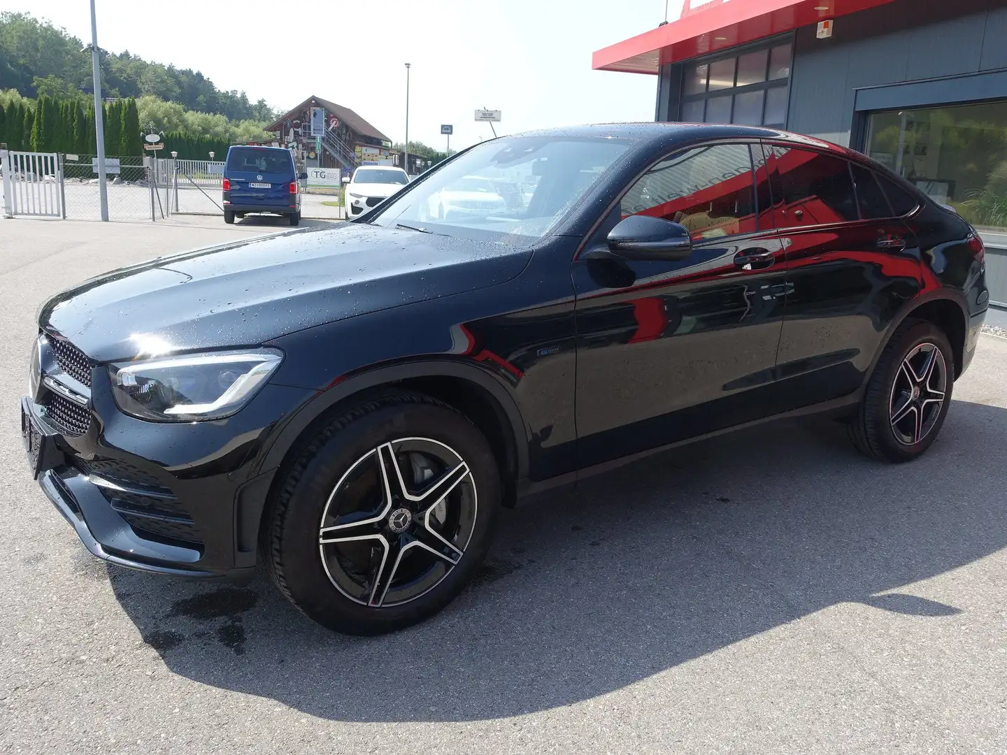 Mercedes-Benz GLC 300 GLC 300 e 4Matic *LED*GLSD*LEDER*NAVI* Schwarz - 2