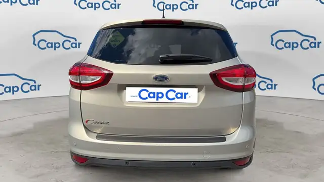 Ford C-Max view 3