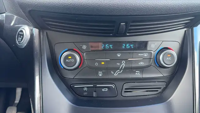 Ford C-Max view 13