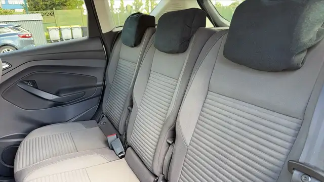 Ford C-Max view 9