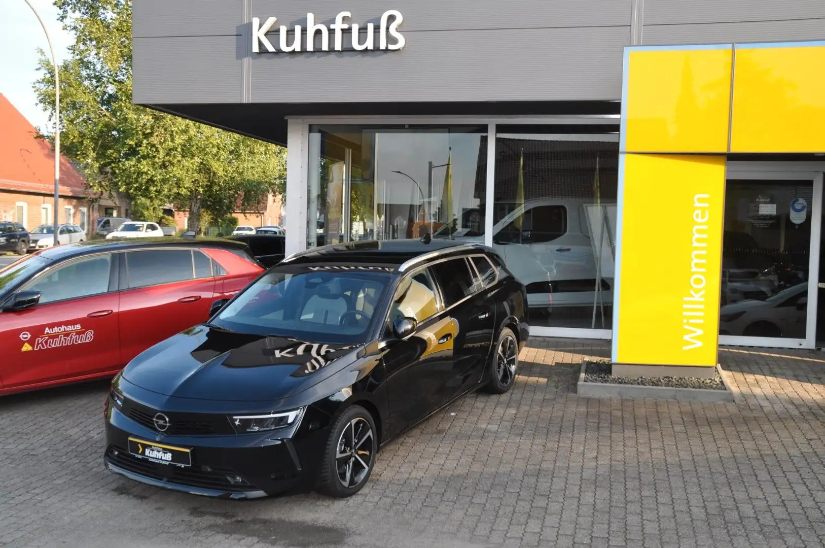 Opel Astra L Sports Tourer GS Schwarz - 1