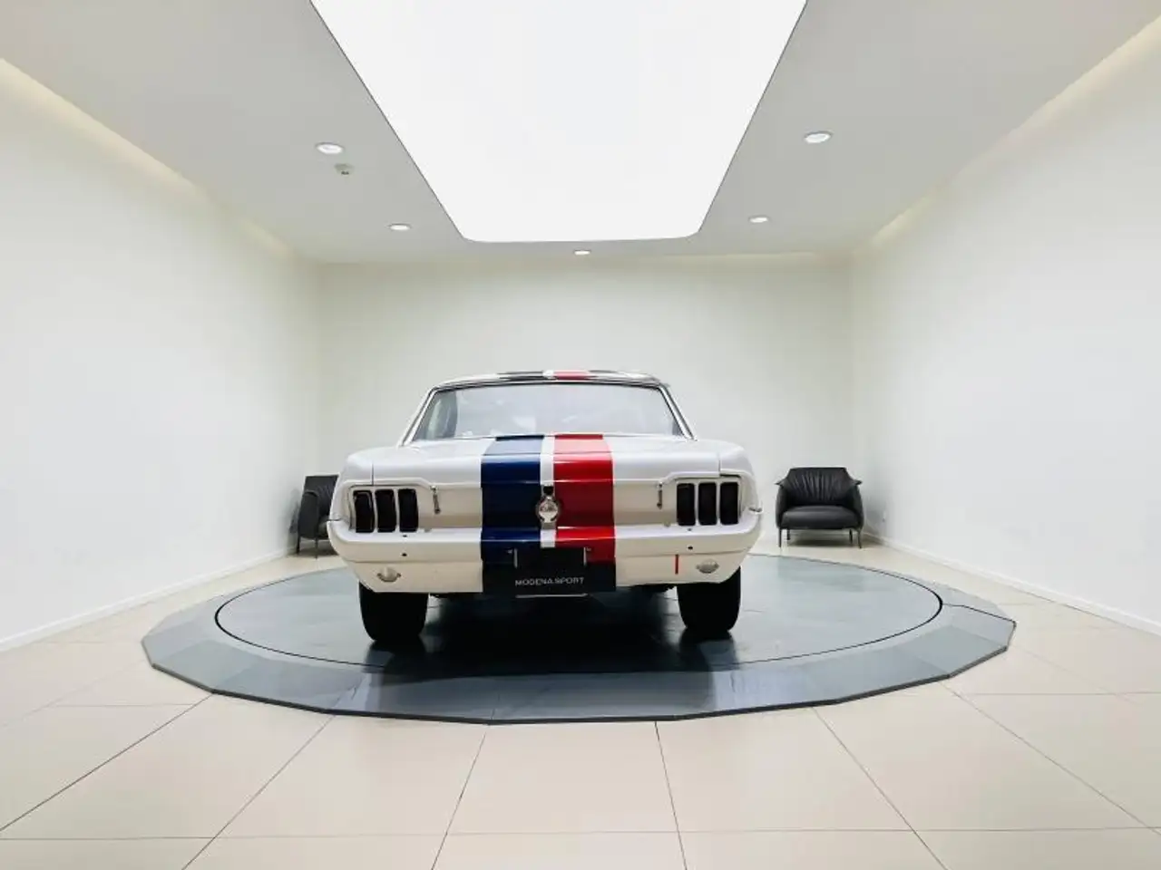 Ford Mustang Fastback, foto 11