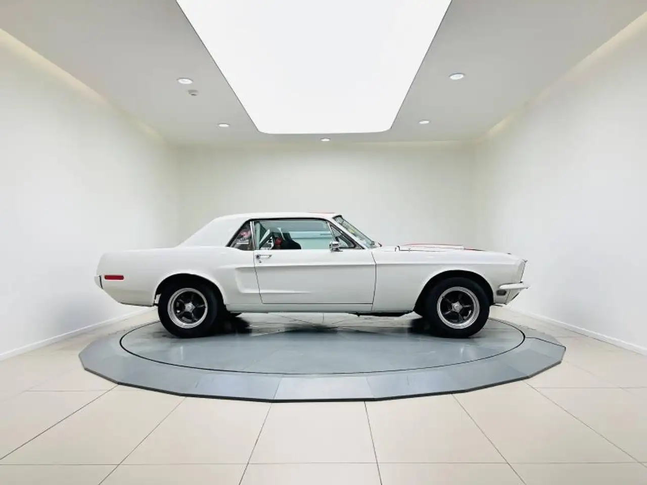Ford Mustang Fastback, foto 8