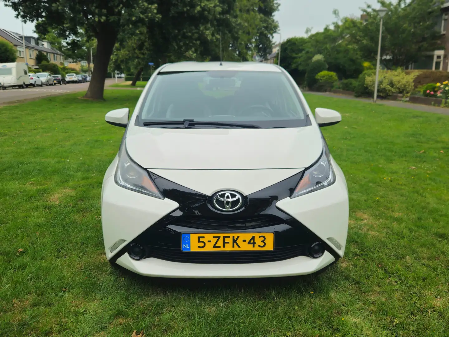 Toyota Aygo Aygo 1.0 VVT-i x-play Wit - 1