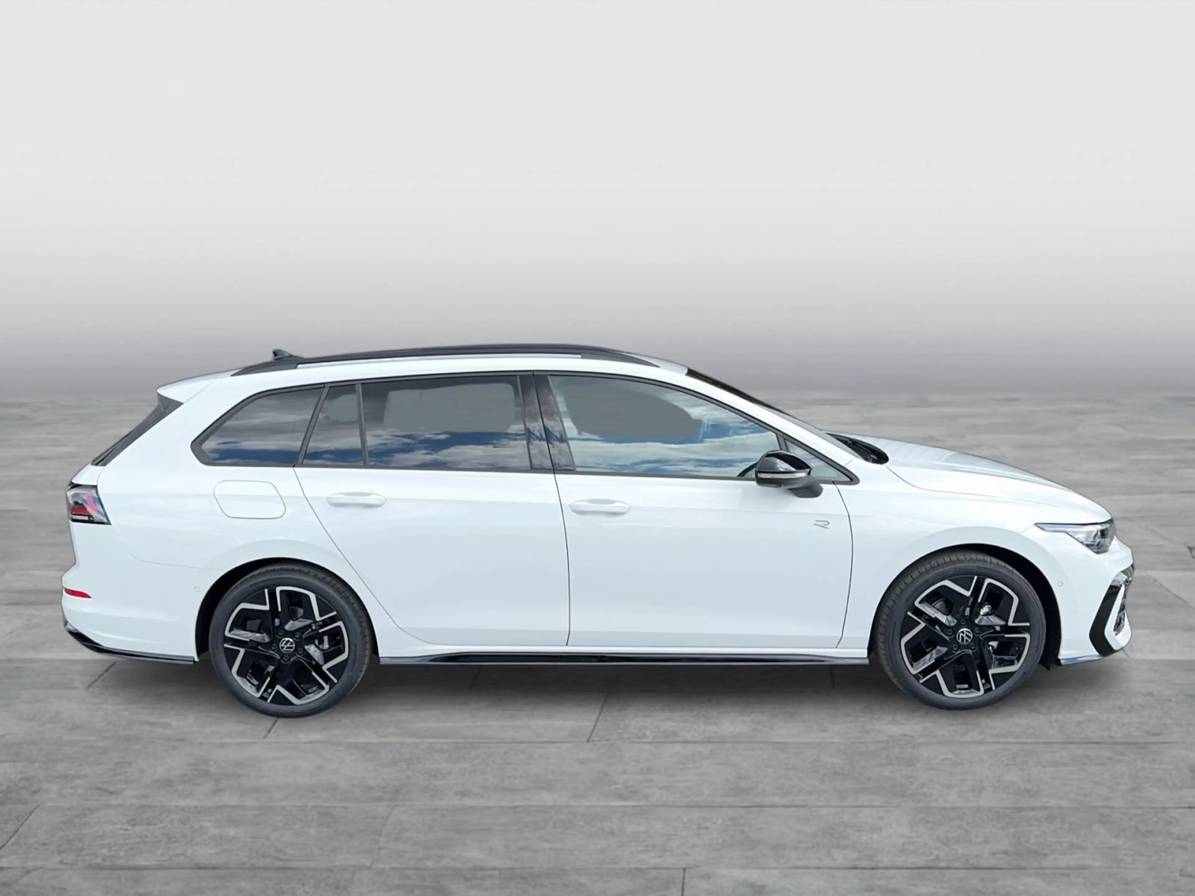 Volkswagen Golf Variant R-Line 1.5eTSI AHK MATRIX 360 H&K — photo 7
