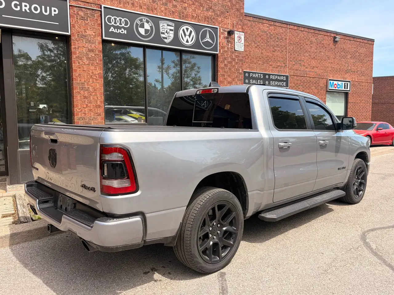 RAM 1500 снимка RAM 1500