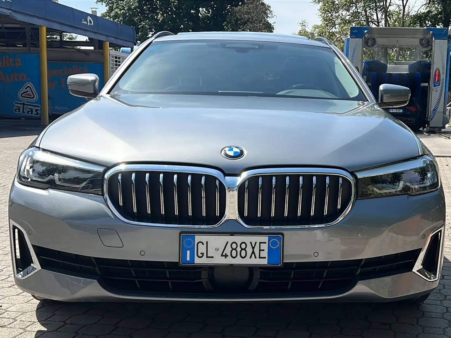 BMW 520 520d Touring mhev 48V xdrive Luxury line auto Grau - 1