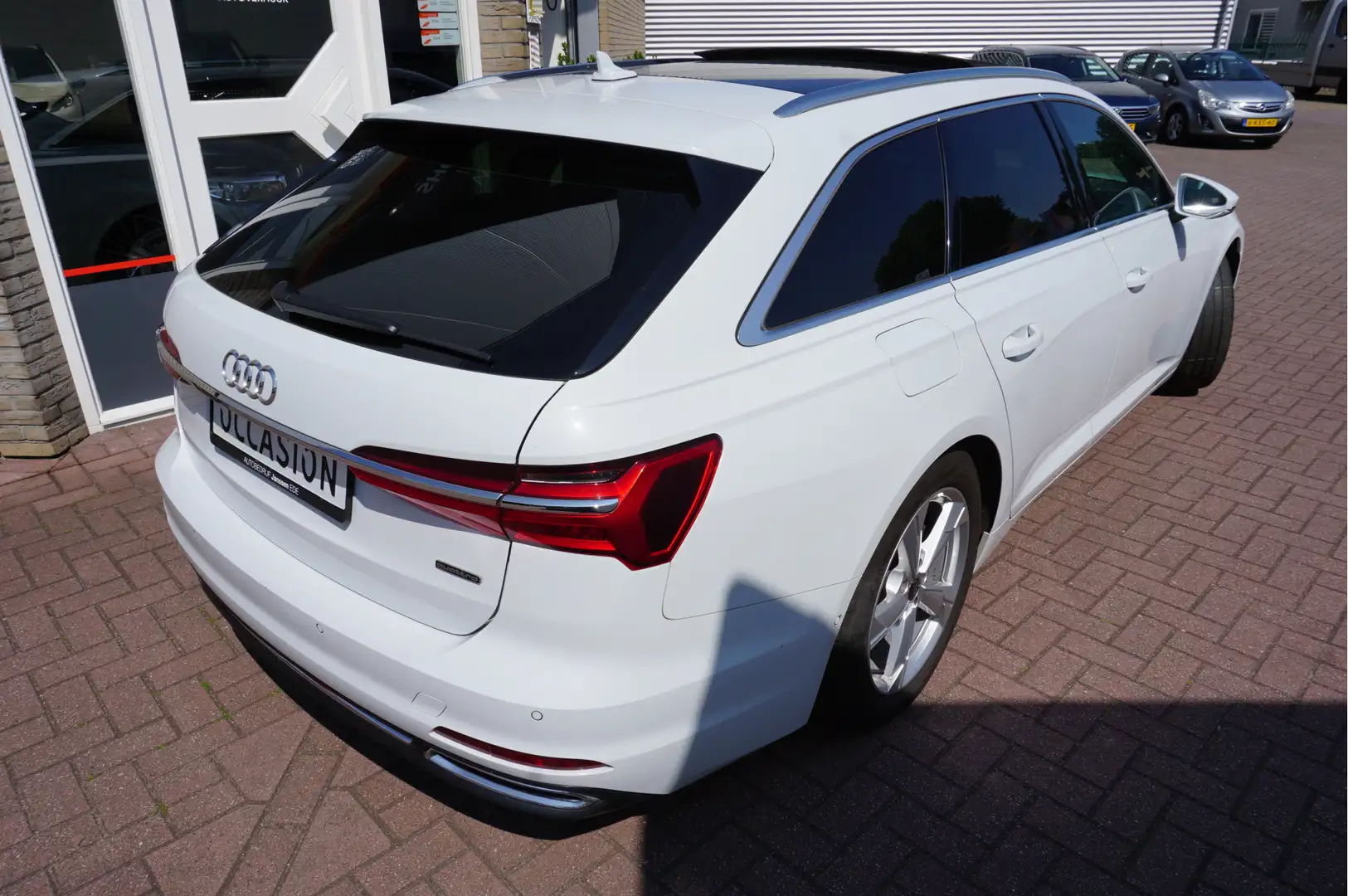 Audi A6 Avant 50 TFSI e quattro Advanced Edition Wit - 2