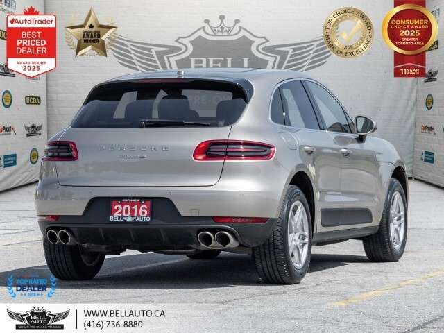 2016 Porsche Macan AWD 4dr S thumb 8