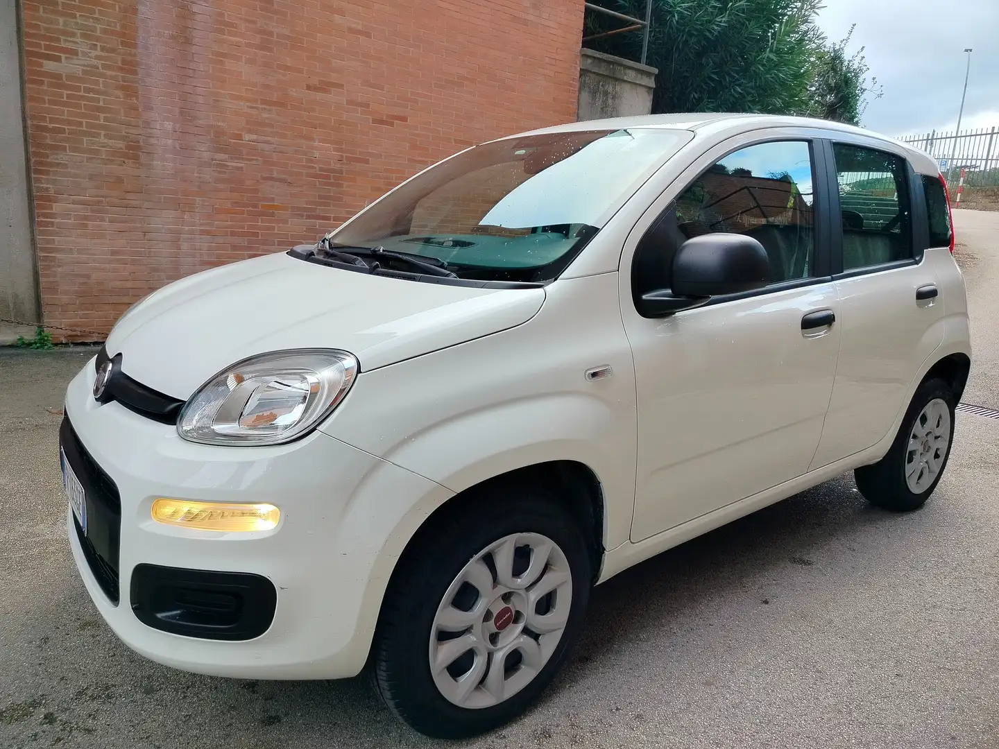 Fiat Panda Panda III 0.9 t.air t. natural power Easy 80cv Bianco - 1