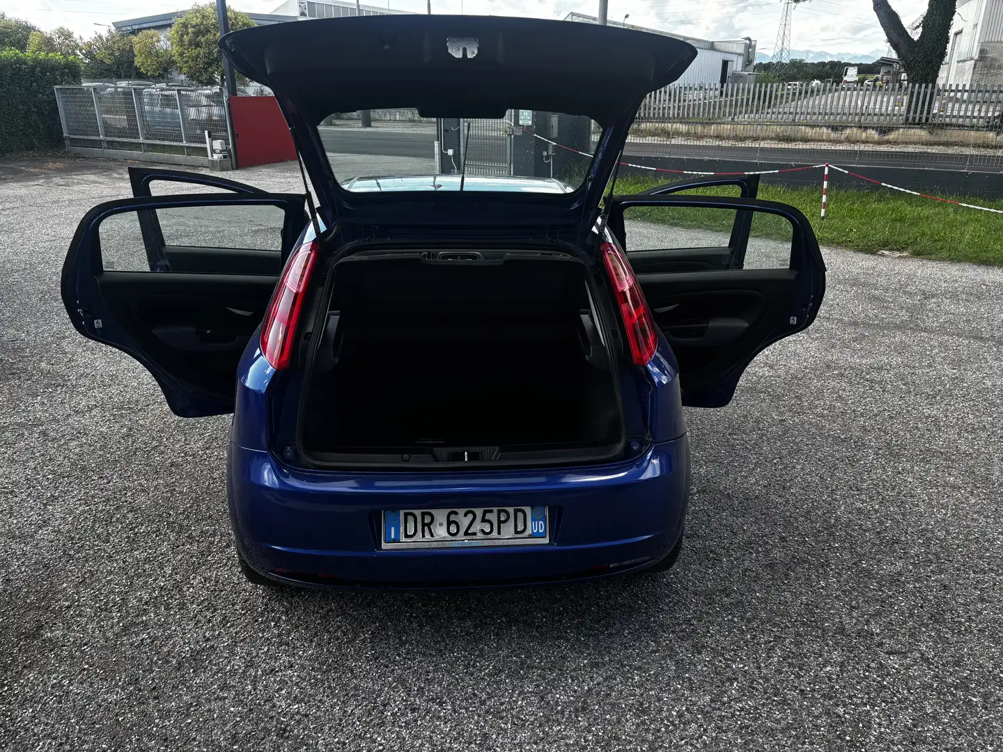 Fiat Punto 5p 1.2 Classic - 2