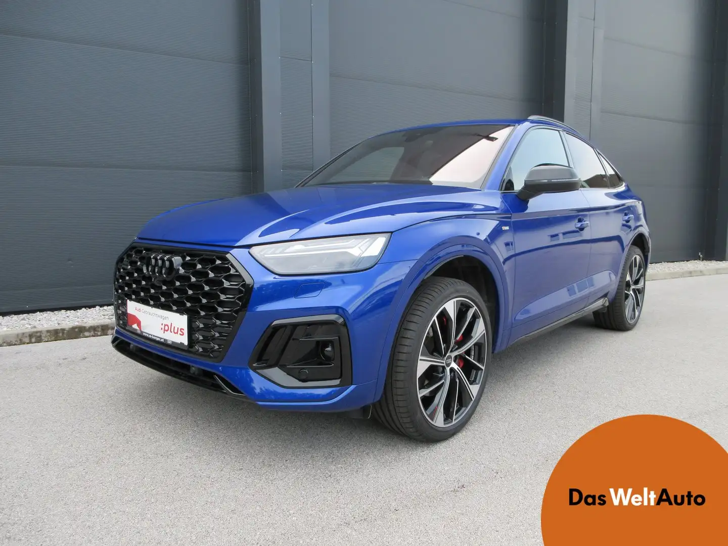 Audi Q5 55 TFSI e quattro S line Blau - 1