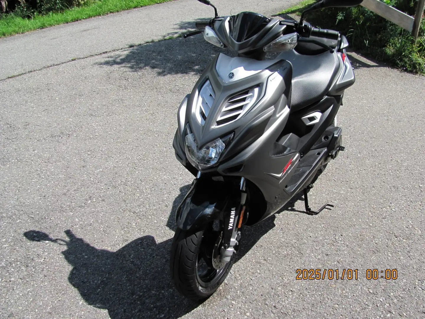Yamaha Aerox Noir - 1