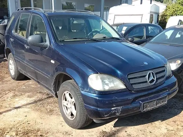 Mercedes-Benz ML 320 M-Klasse
