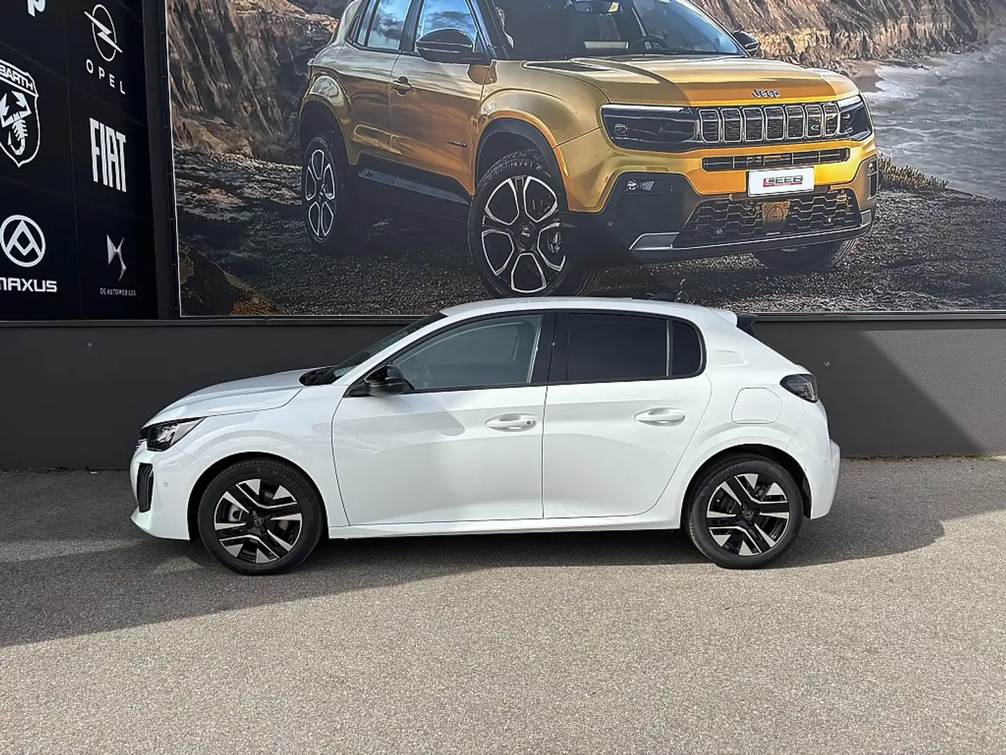 Peugeot 208 PureTech 100 S&S Allure inkl. Vision & Navigati... Weiß - 2