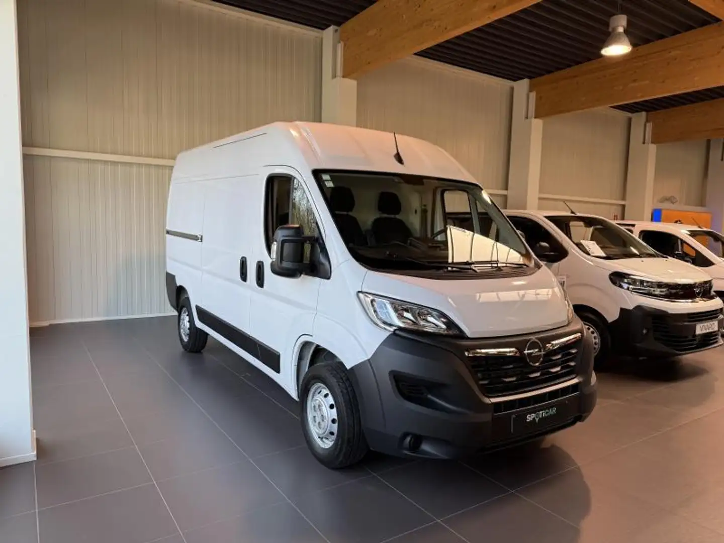 Opel Movano L2H2 Essentia - Pack Hout Blanco - 2