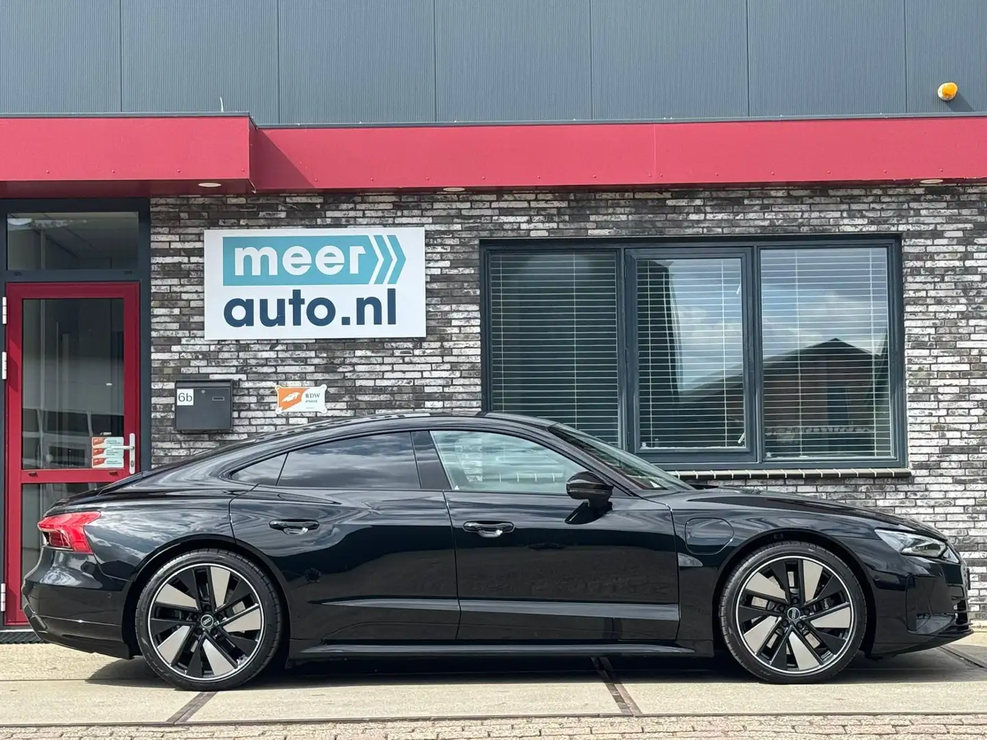 Audi e-tron GT GT 93 kWh VOL! MATRIX l PANO l LUCHTVERING l 5-PER Noir - 2
