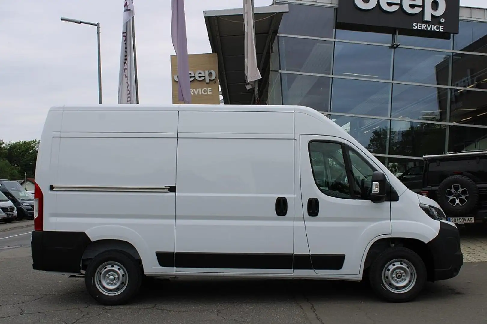 Fiat Ducato Ducato 30 L2H2 120 Klima Park Kamera Boden Lade... Weiß - 2