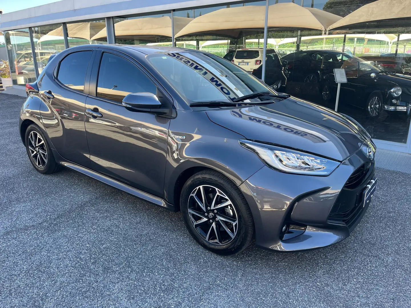 Toyota Yaris Yaris 2020 1.5h Trend Grigio - 2