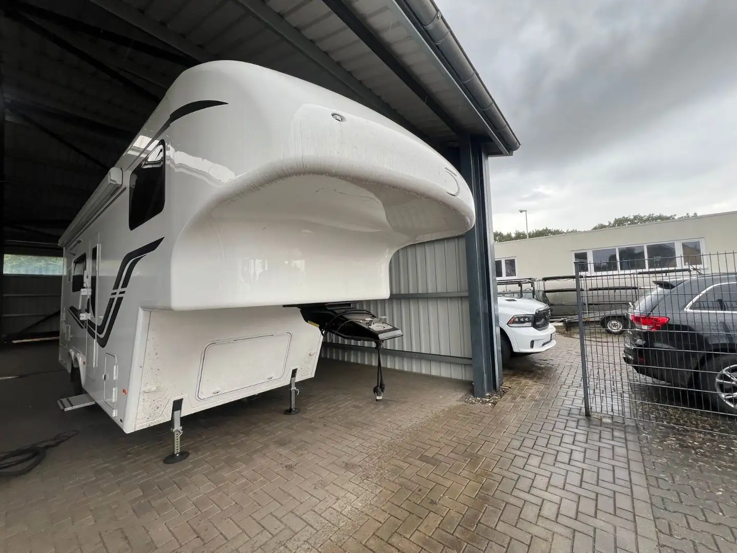 Autres Celtic Rambler Wohnauflieger Fifth Wheel Co. Blanc - 1
