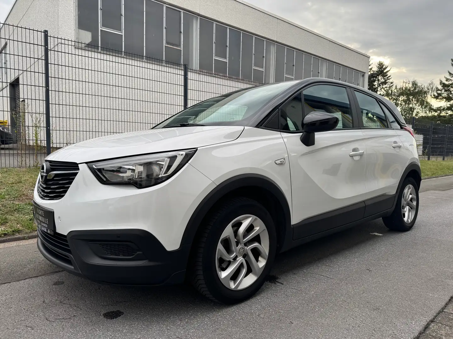 Opel Crossland X Edition Sitzheizung Lenkradheizung Klima Blanc - 1