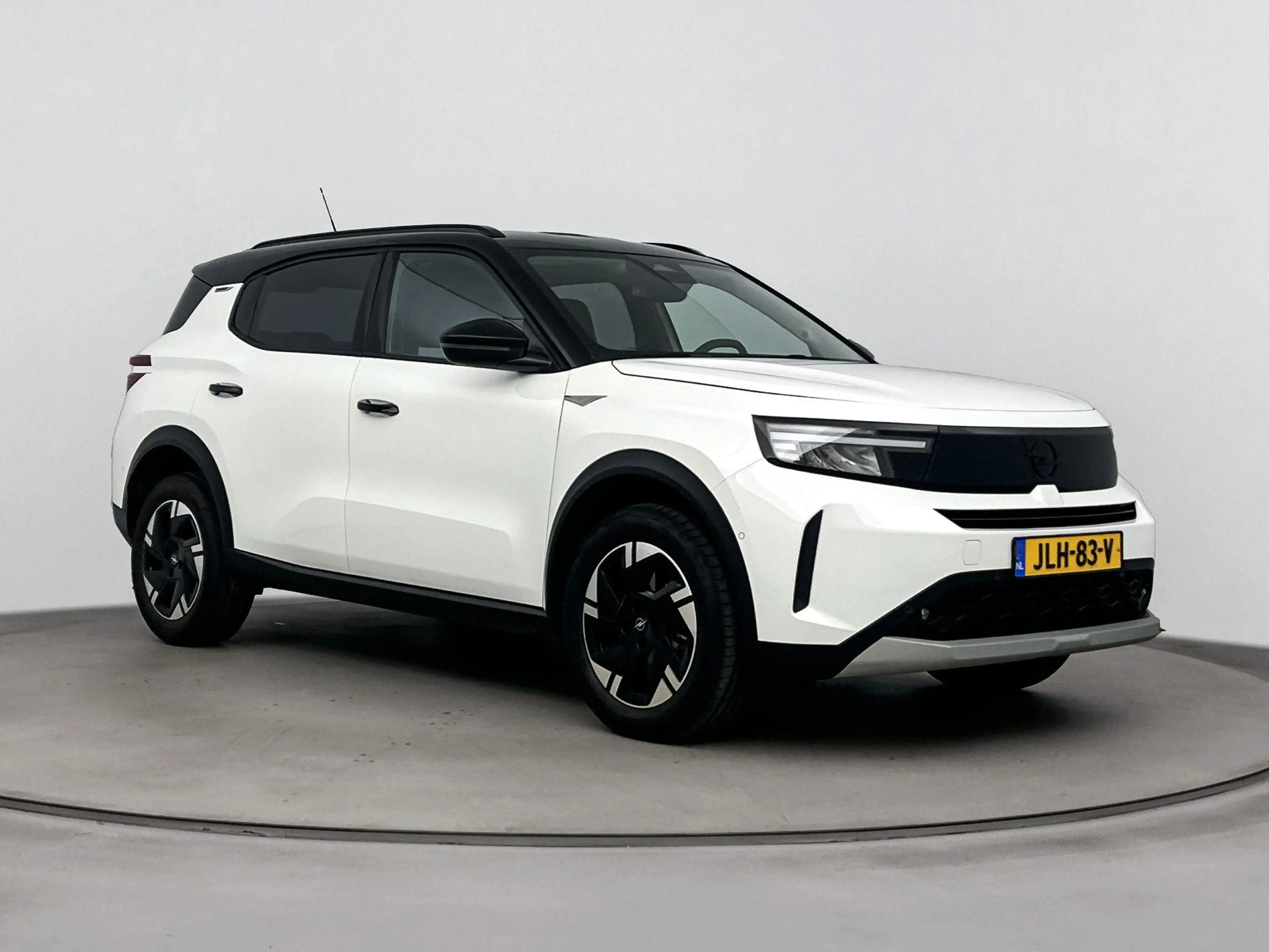 Opel Frontera 1.2 TURBO HYBRID GS | TWO TONE | CLIMA | CAMERA | — photo 6