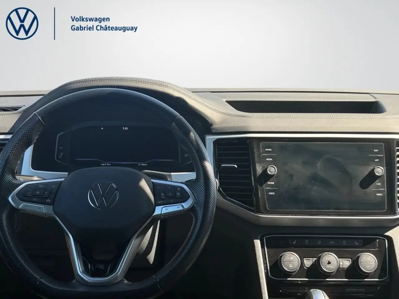 Volkswagen Atlas снимка Volkswagen Atlas