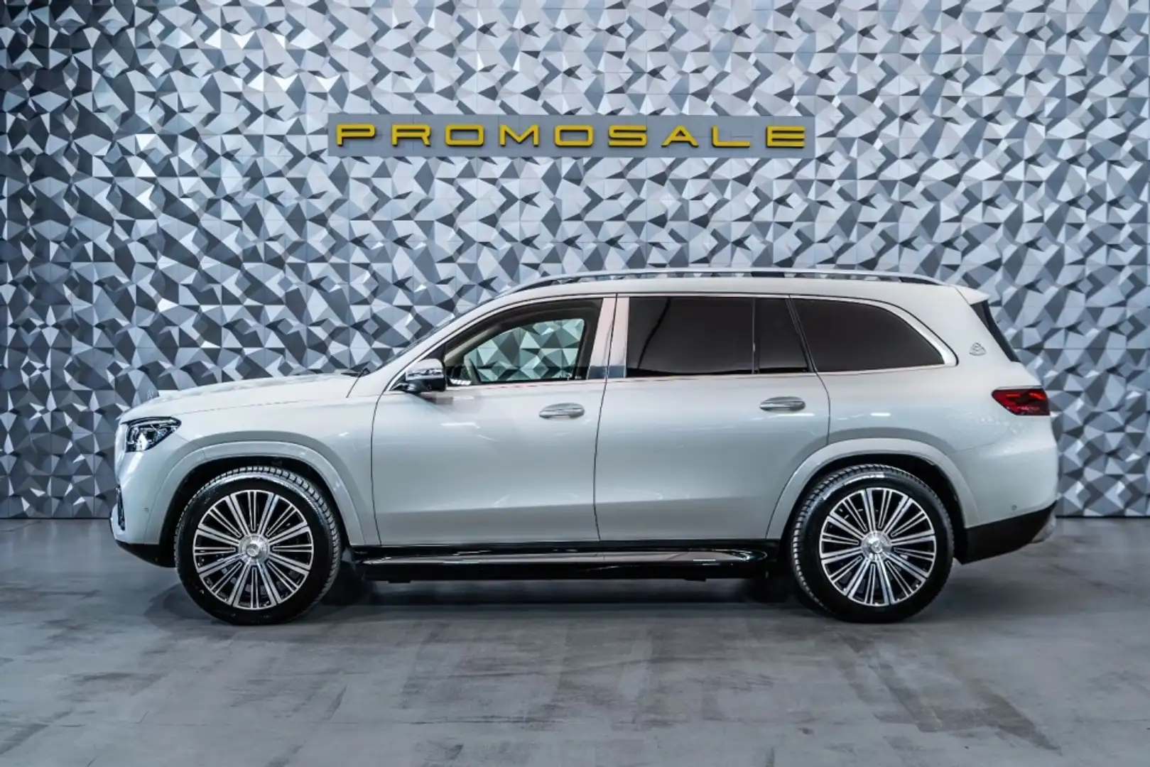Mercedes-Benz GLS 600 Maybach 4Matic Weiß - 2