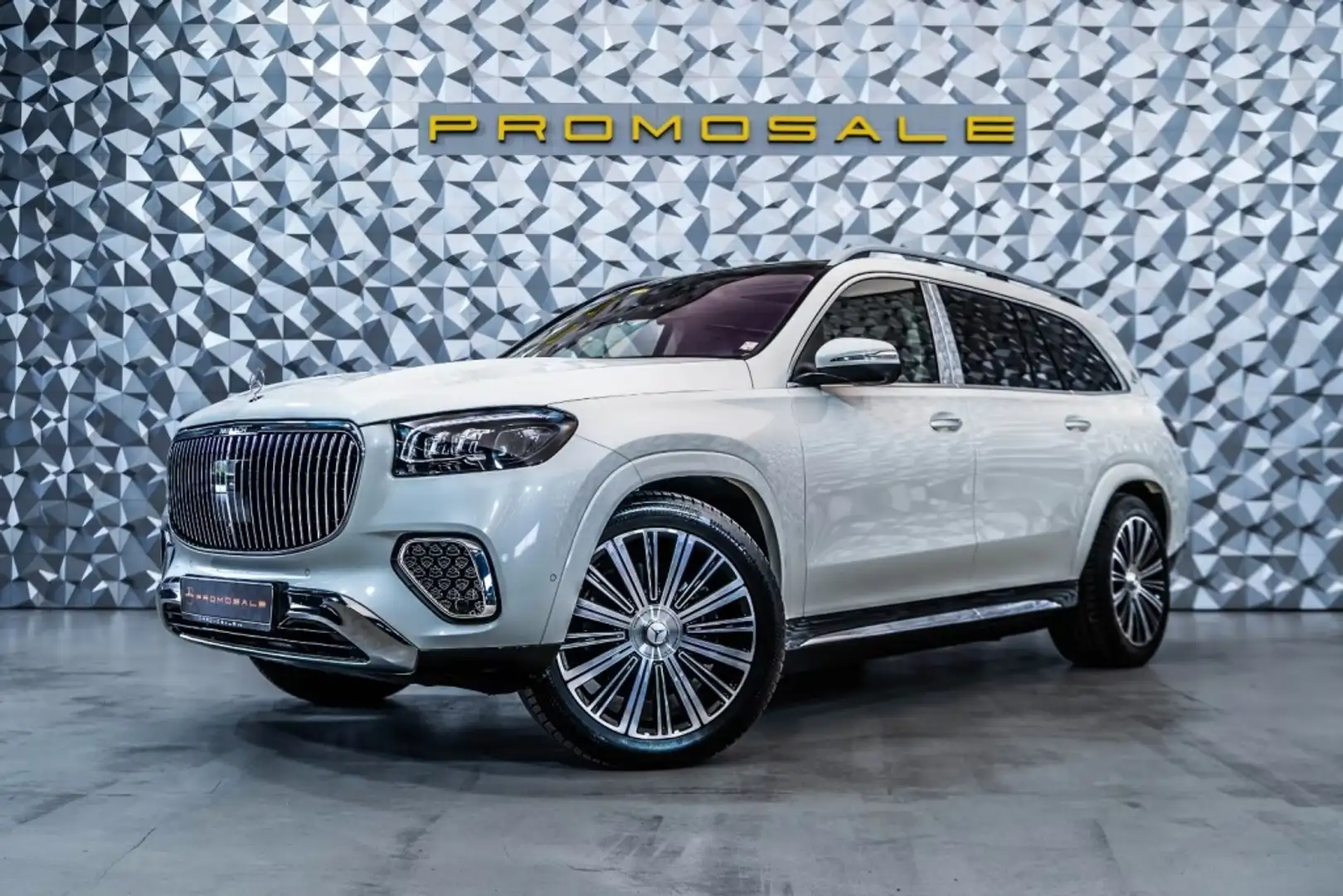 Mercedes-Benz GLS 600 Maybach 4Matic Weiß - 1