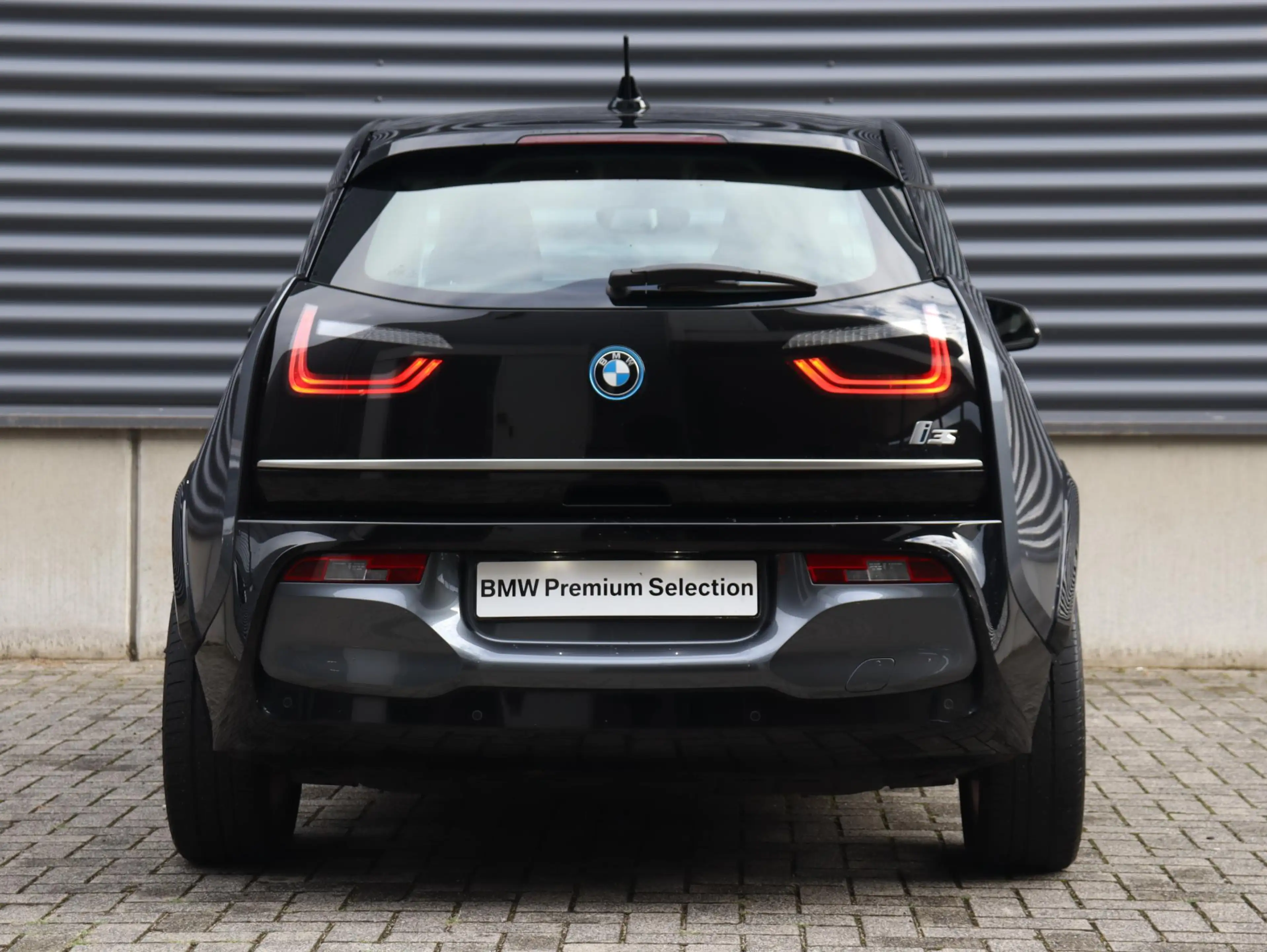 BMW i3 S 120Ah | Navi Prof. | Verwarmbare Voorstoelen | C — photo 4