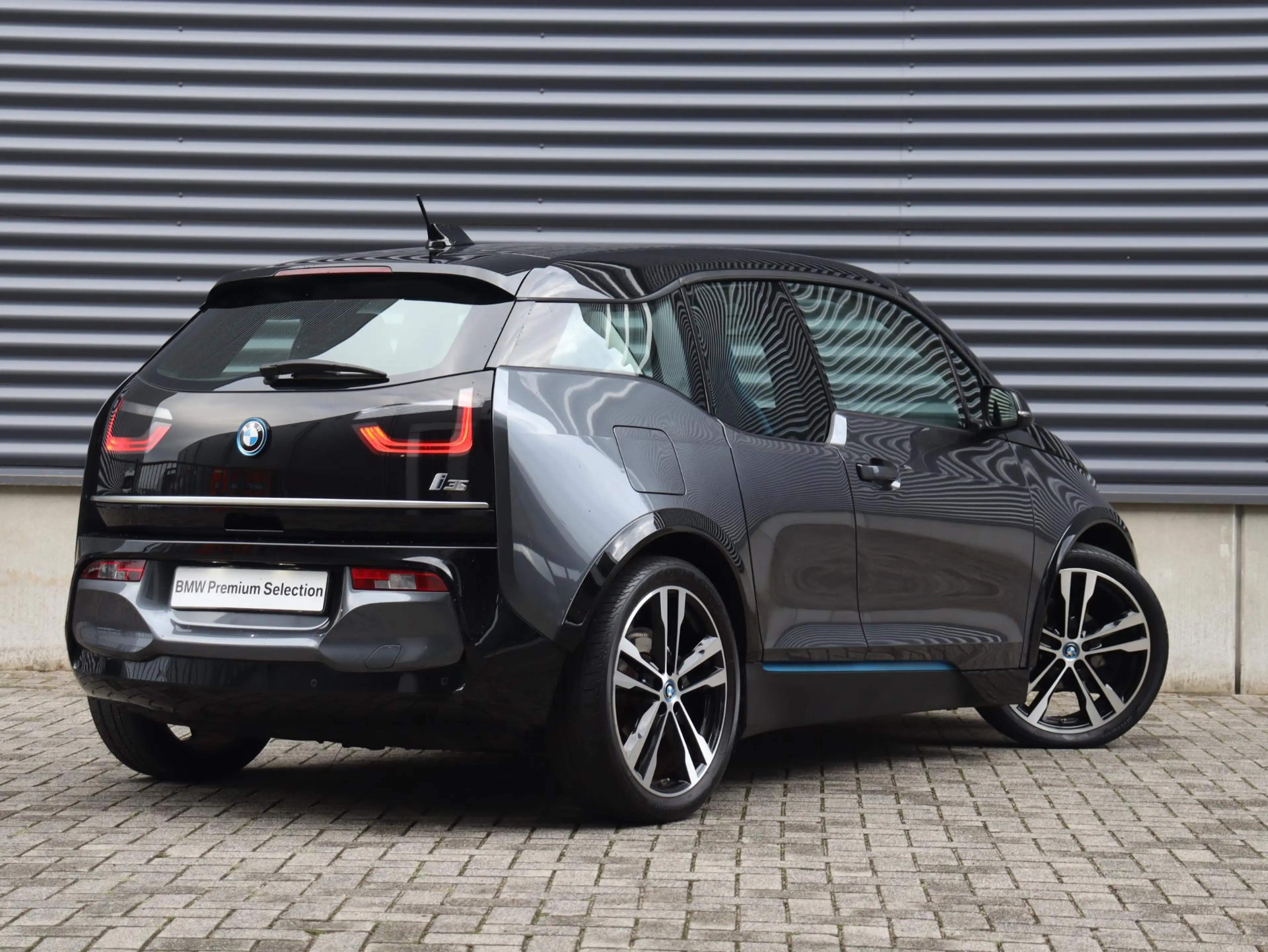 BMW i3 S 120Ah | Navi Prof. | Verwarmbare Voorstoelen | C — photo 2