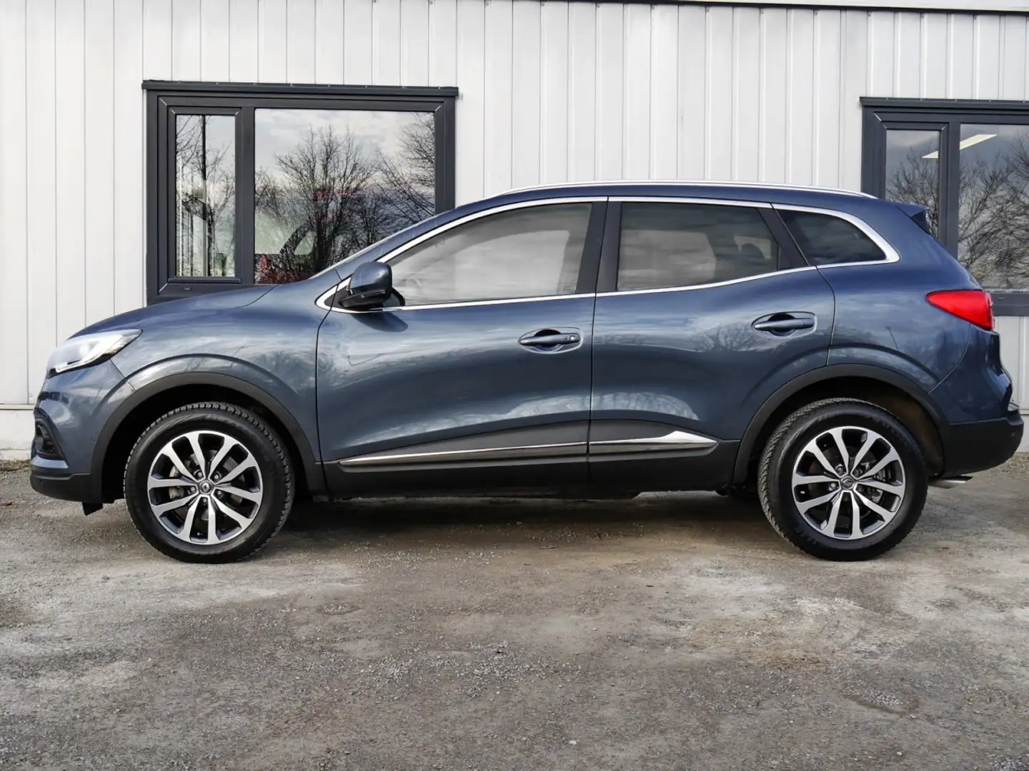 Renault Kadjar Zen 140 TCe ParkPilot+Sitzheizung+KeyFree Klima Gris - 2