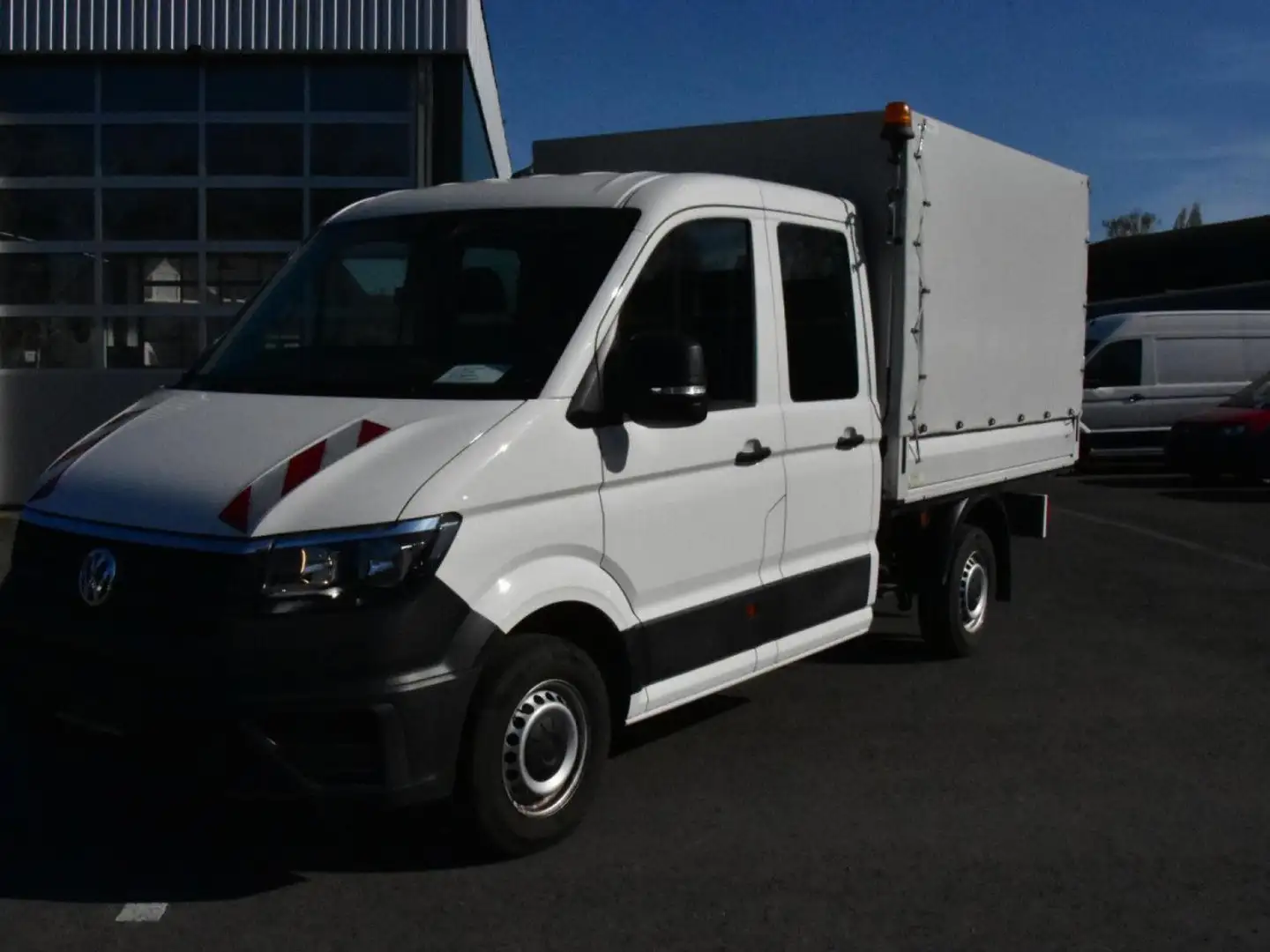Volkswagen Crafter Doppelkabine mittlerer Radstand AHK KLIMA Weiß - 2