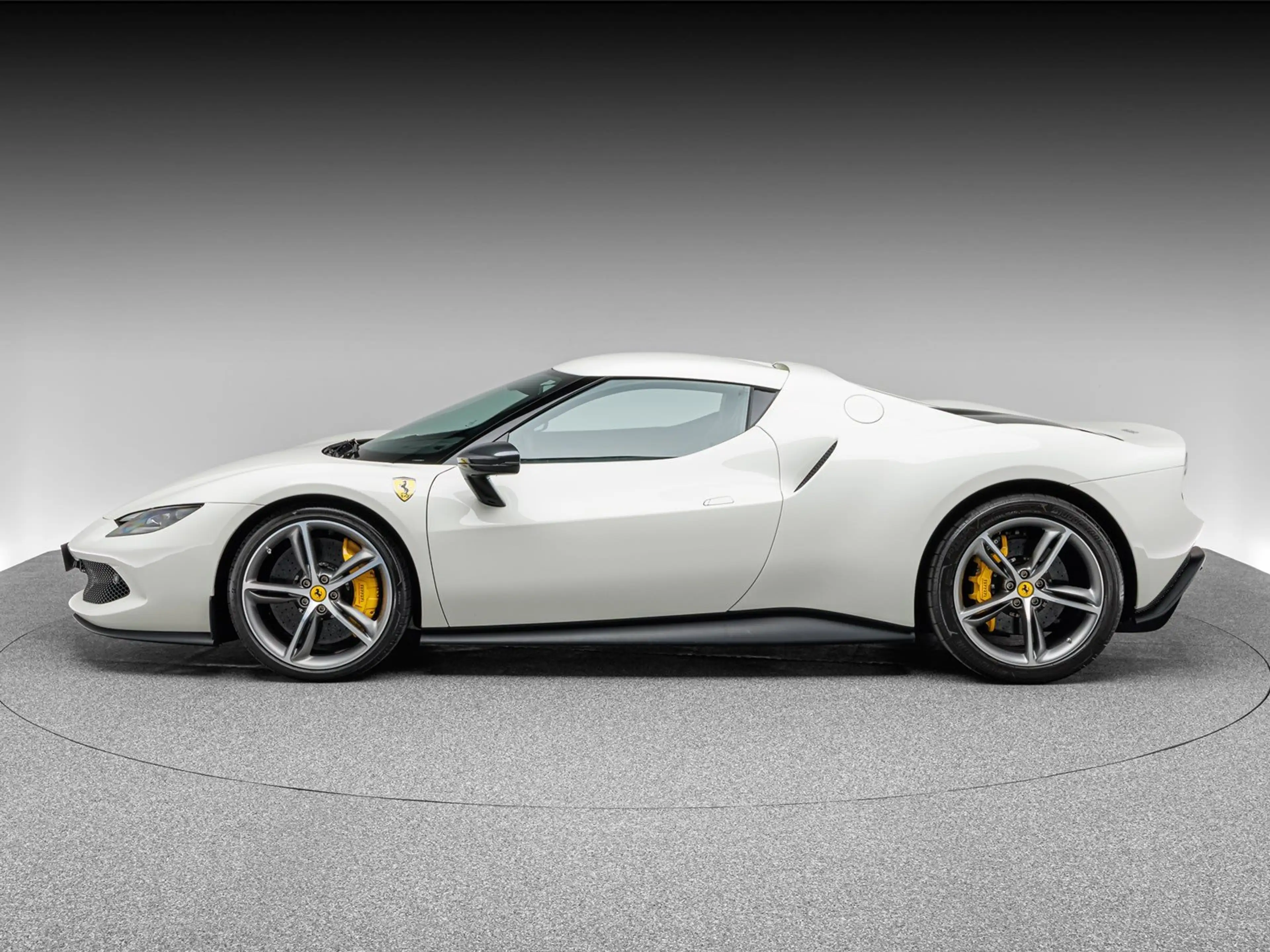 Ferrari 296 GTB — photo 2