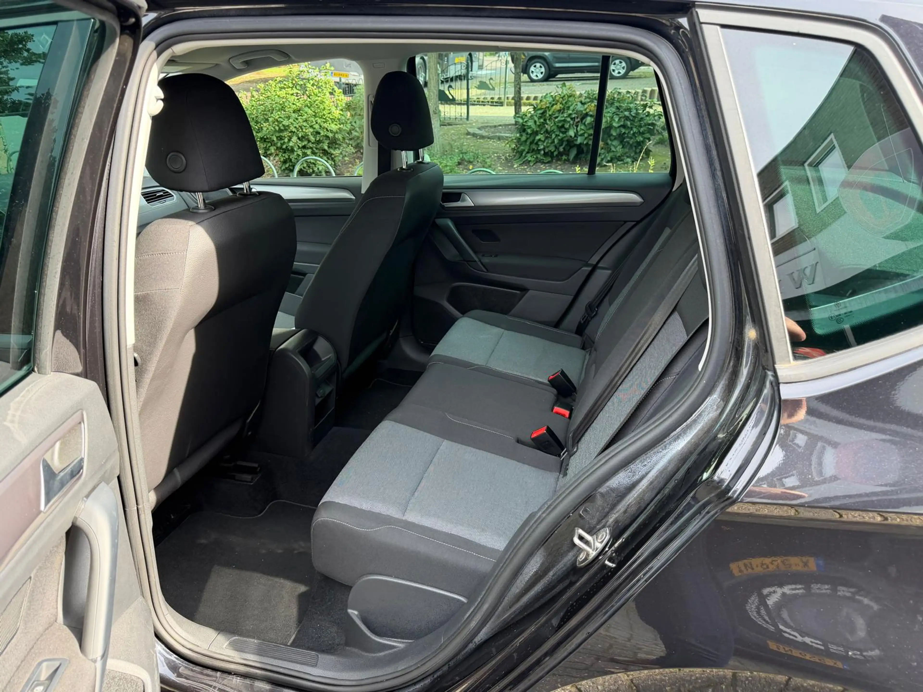 Volkswagen Golf Sportsvan 1.2 TSI Highline — photo 36