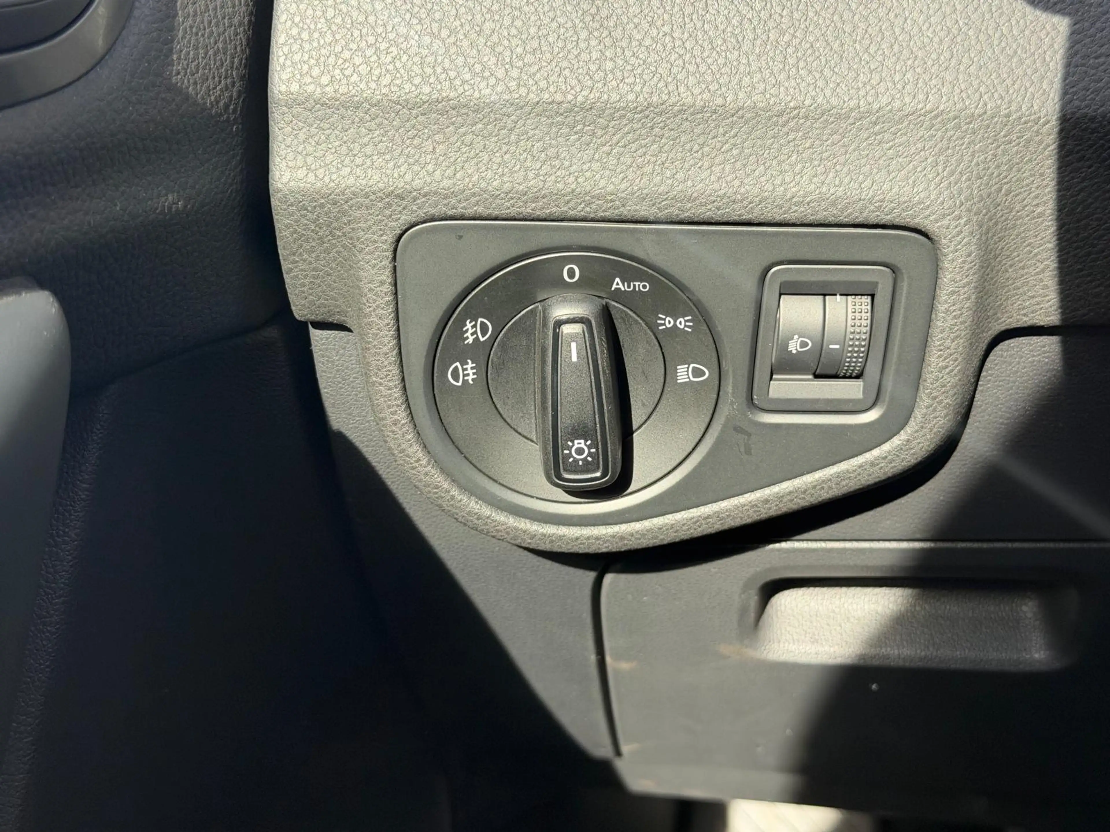 Volkswagen Golf Sportsvan 1.2 TSI Highline — photo 16