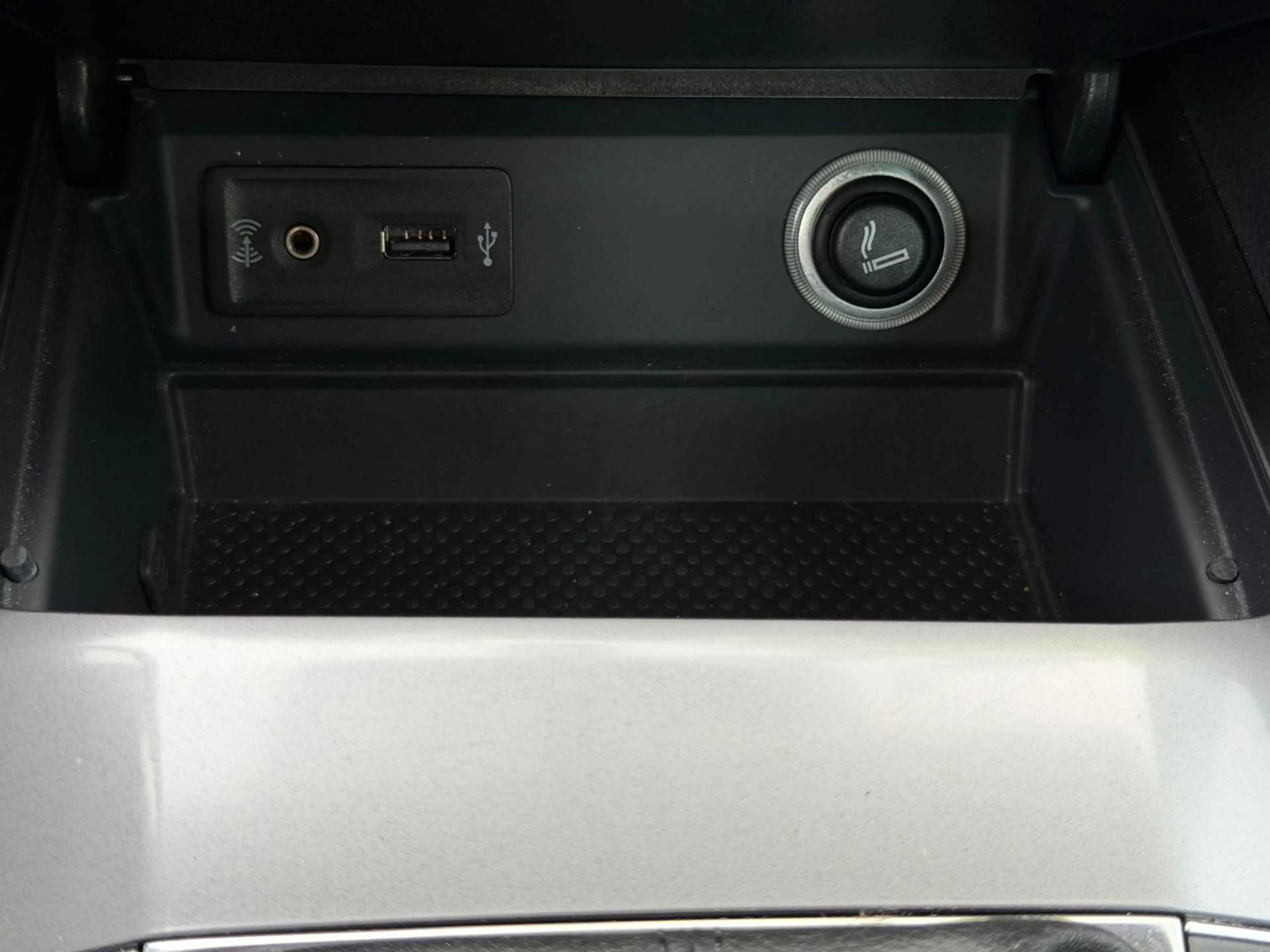 Volkswagen Golf Sportsvan 1.2 TSI Highline — photo 30