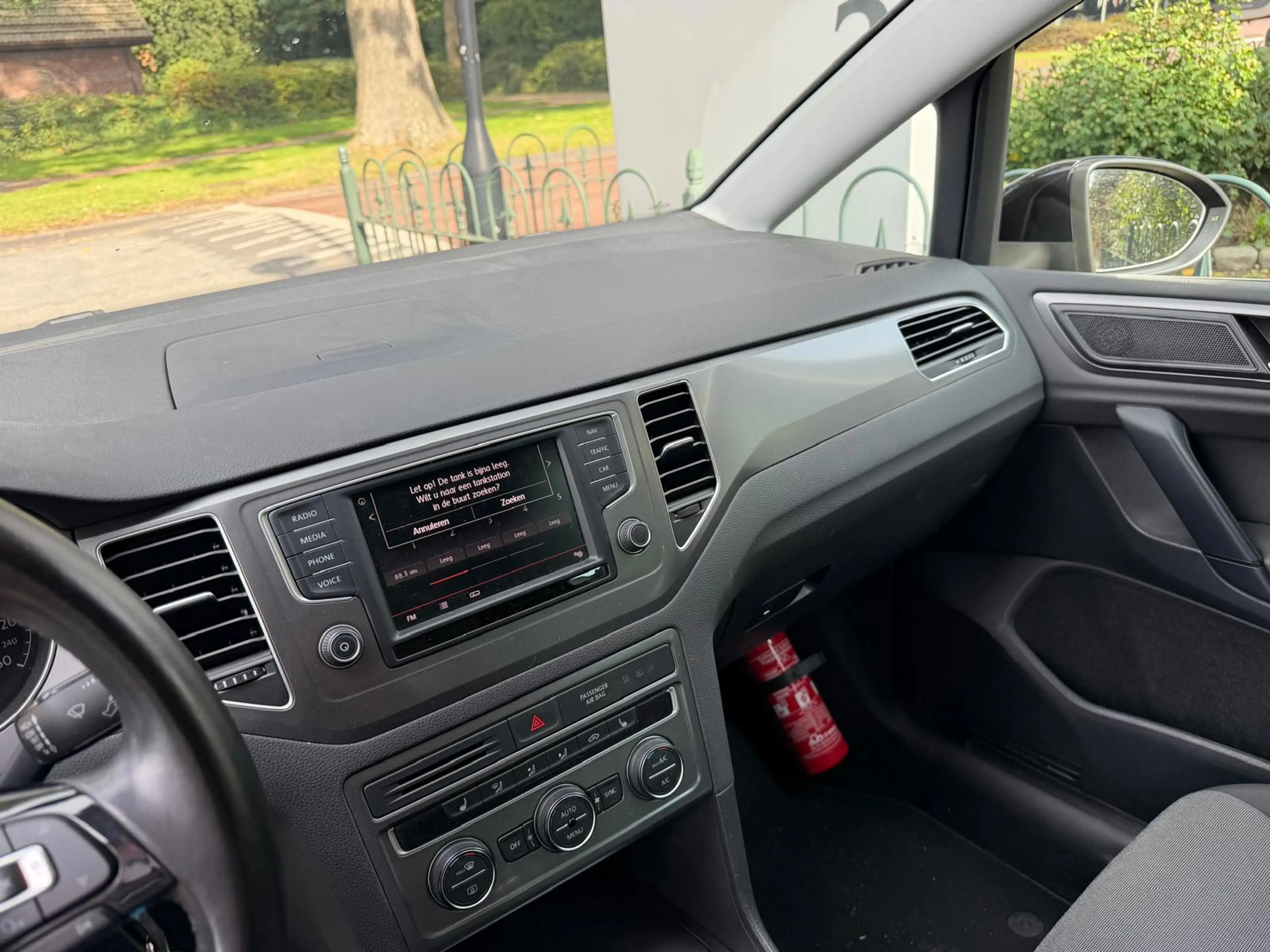 Volkswagen Golf Sportsvan 1.2 TSI Highline — photo 23