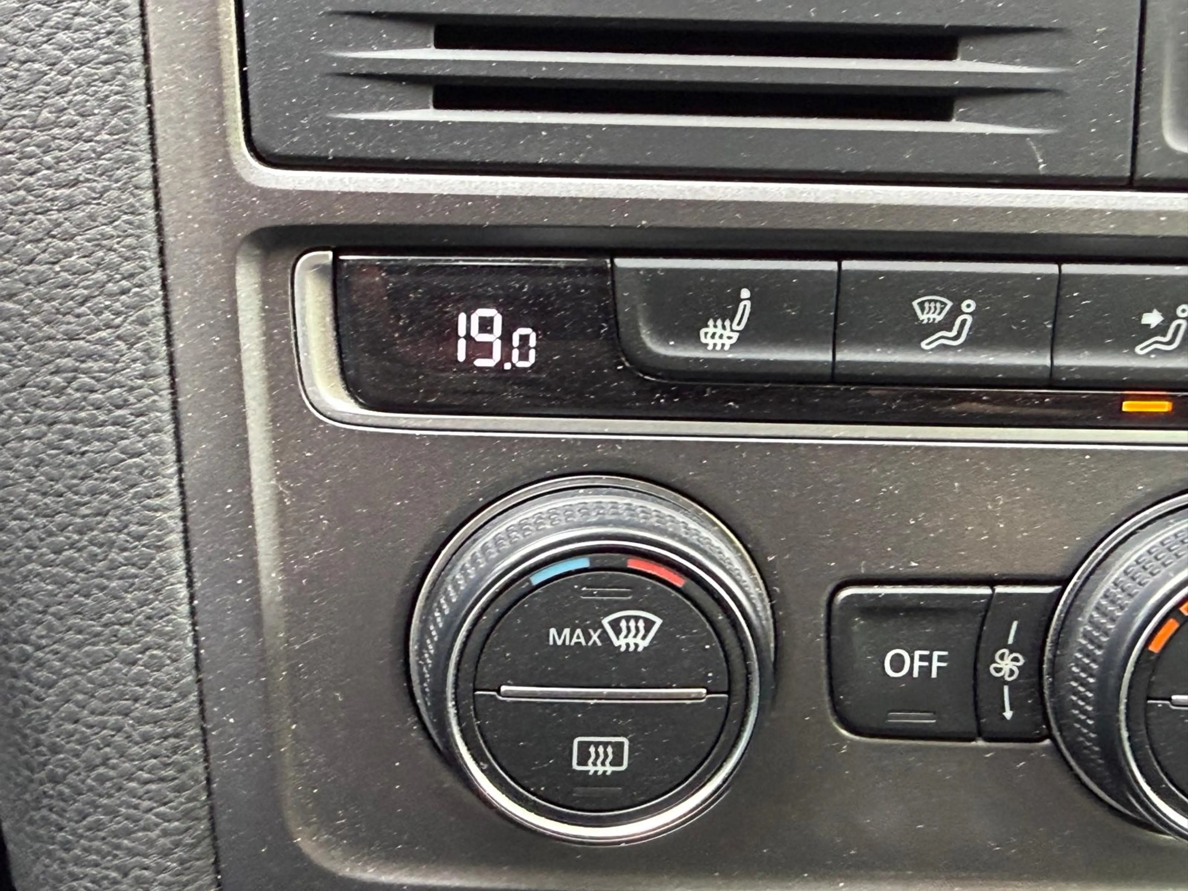 Volkswagen Golf Sportsvan 1.2 TSI Highline — photo 28