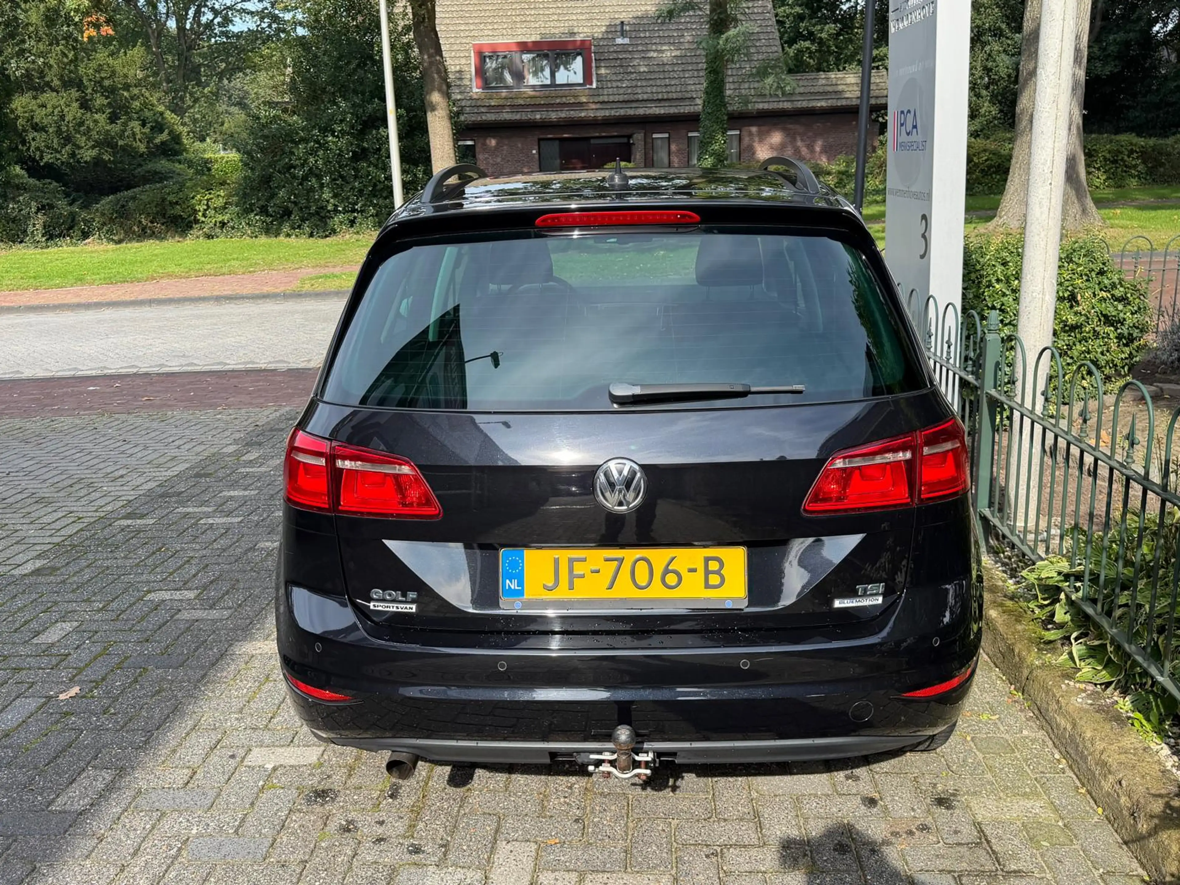 Volkswagen Golf Sportsvan 1.2 TSI Highline — photo 42