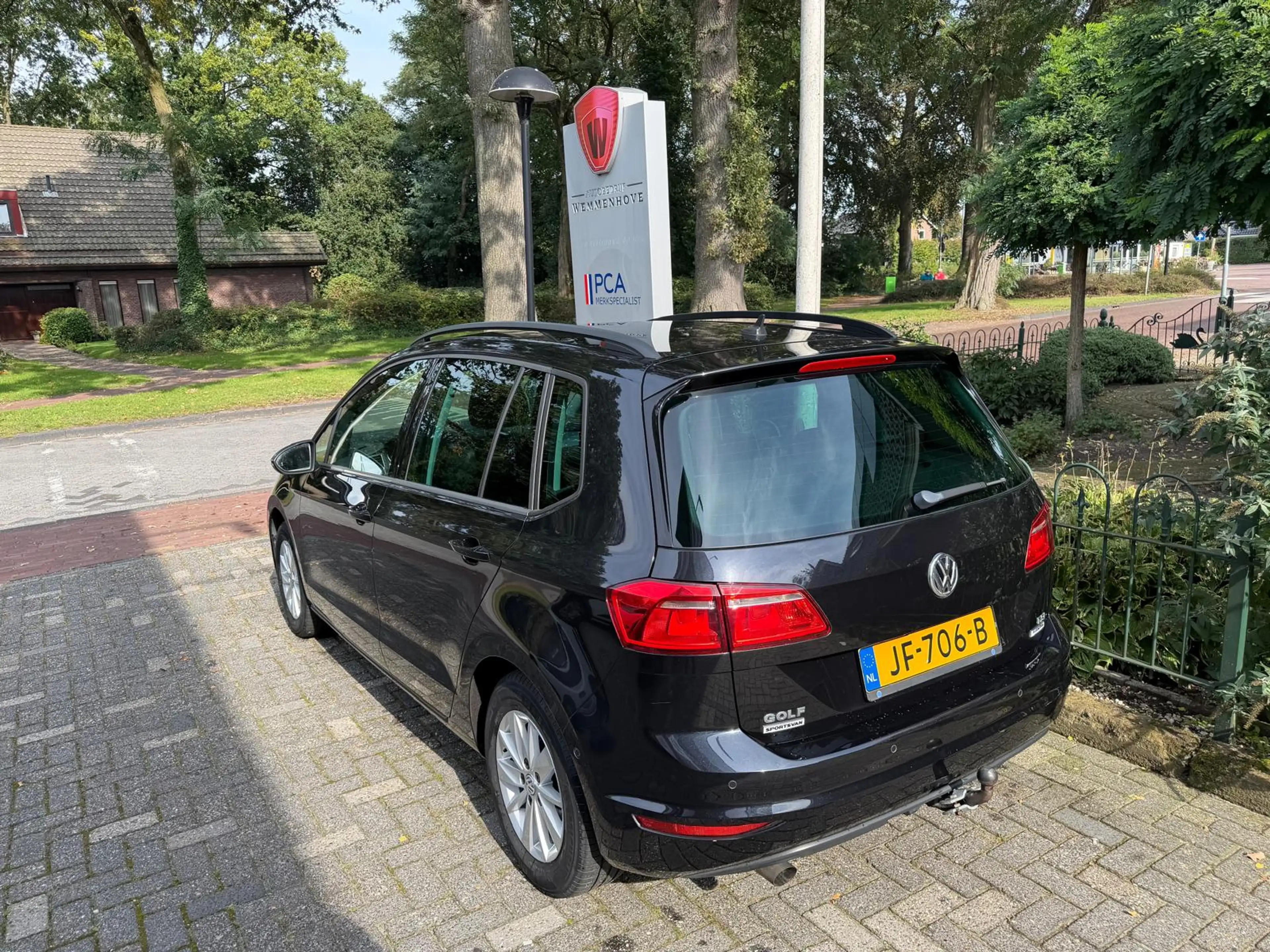 Volkswagen Golf Sportsvan 1.2 TSI Highline — photo 38