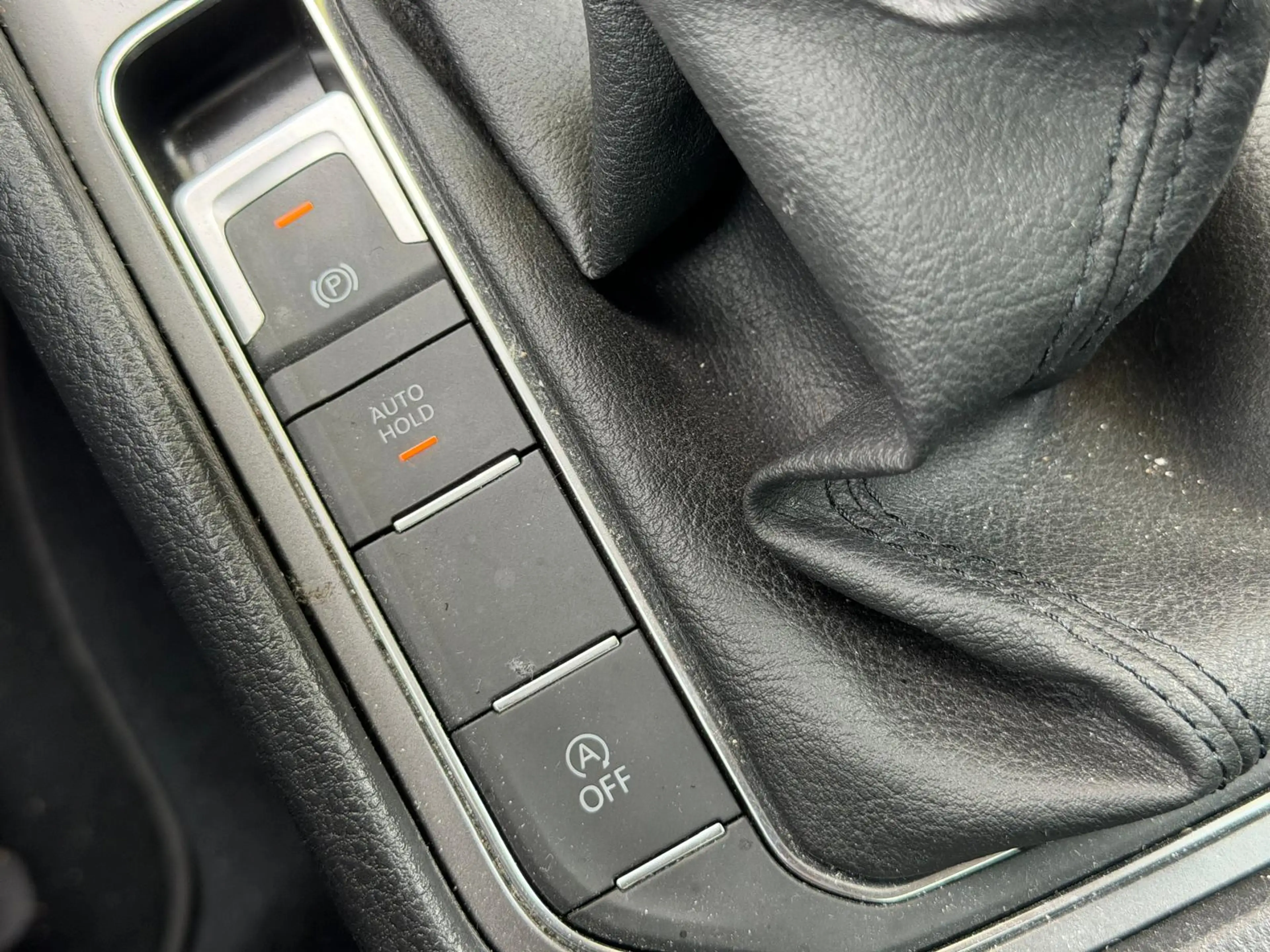 Volkswagen Golf Sportsvan 1.2 TSI Highline — photo 32